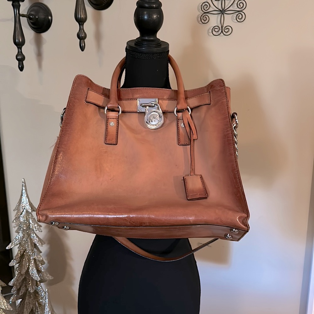 Authentic Michael Kors Leather Purse